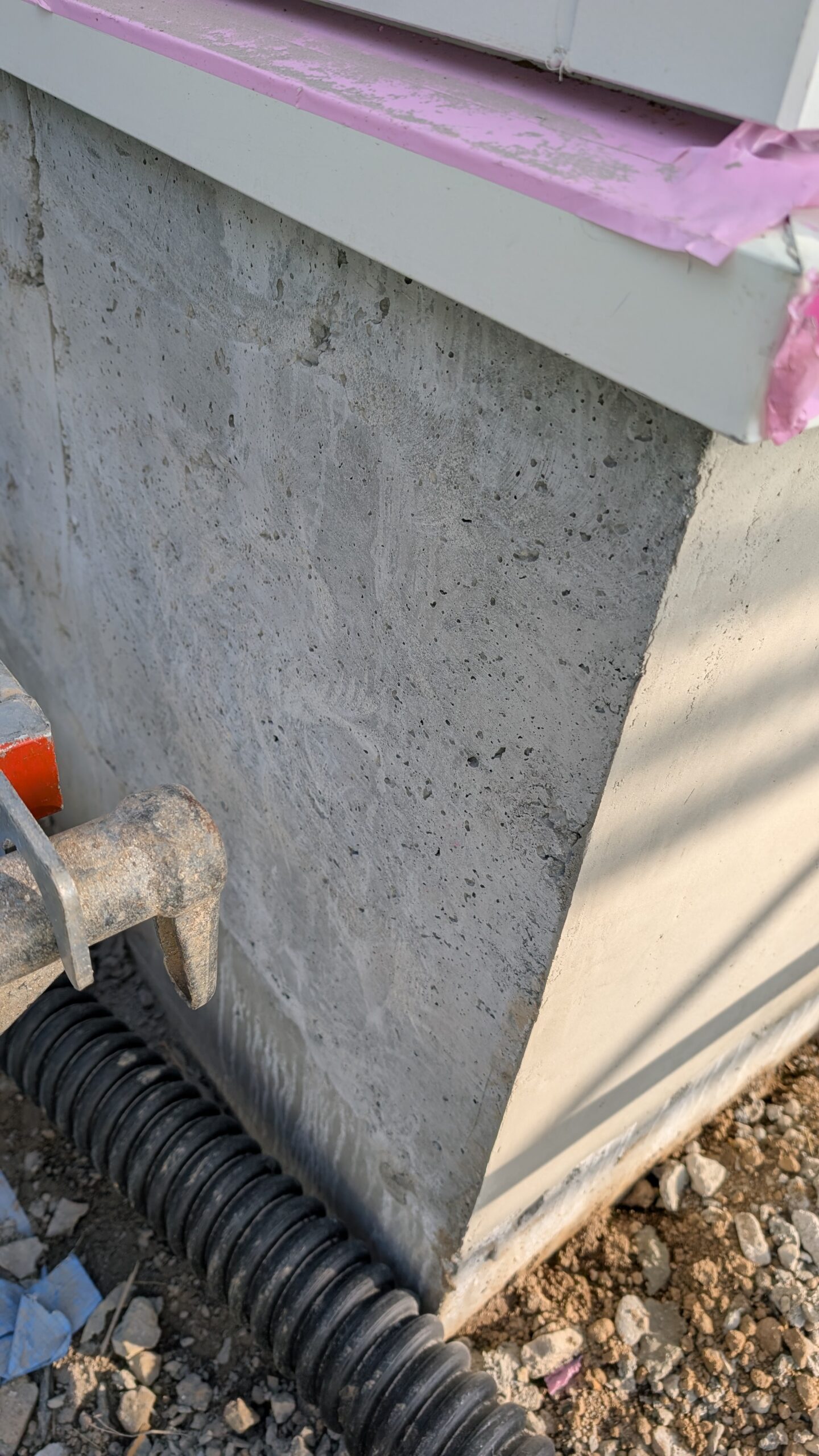 基礎巾木念願のプロの手元